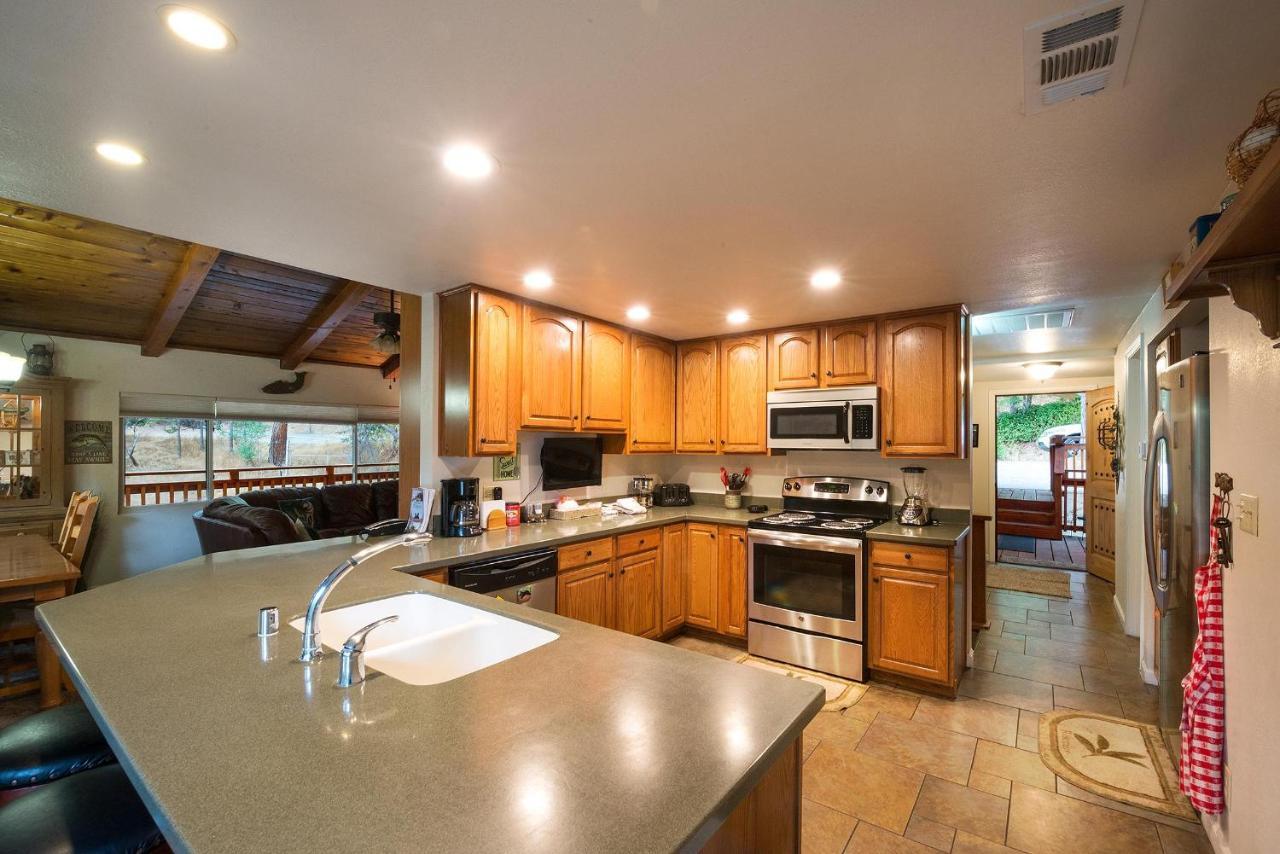 Sierra Springs Villa Oakhurst Kültér fotó