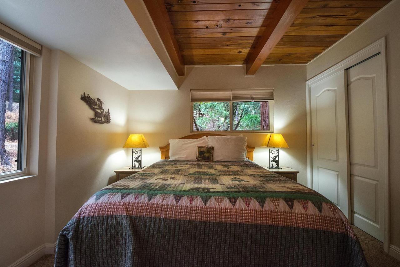 Sierra Springs Villa Oakhurst Kültér fotó